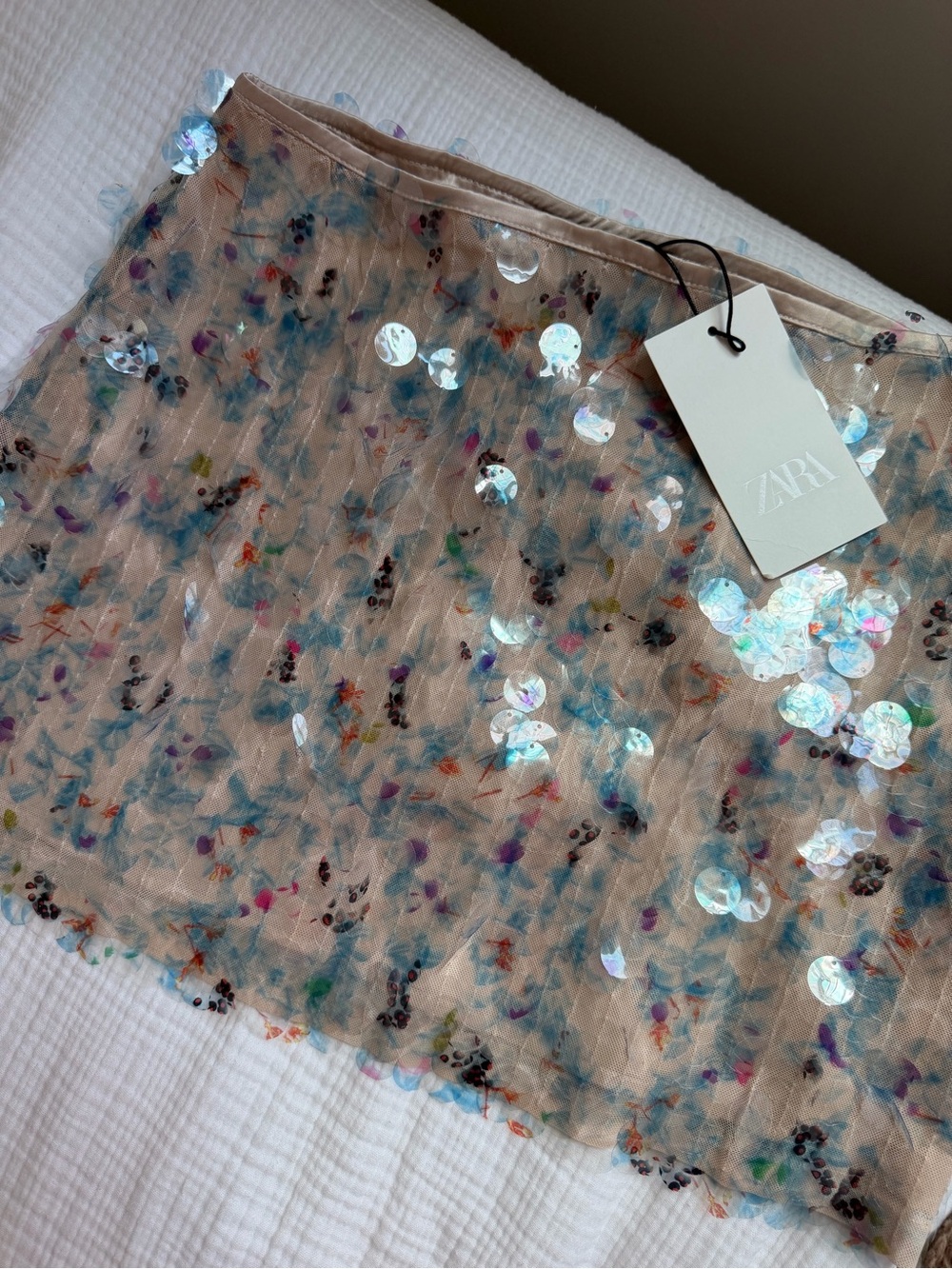 Zara Beige Mini Skirt with Iridescent Sequins and Colorful sequence